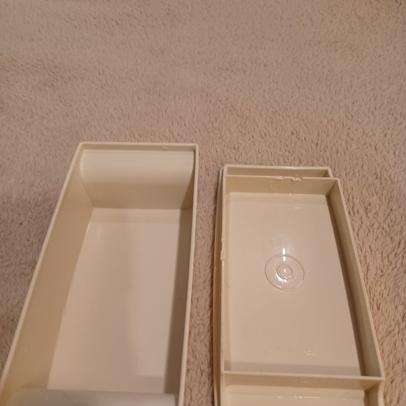 Tupperware Butter Dish - Picture 6 of 7